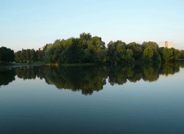 Sommer im Stadtpark — Stockfoto