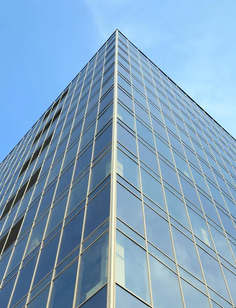 Borda do edifício de escritório — Fotografia de Stock