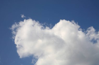 Mavi gökyüzü gün bulut 