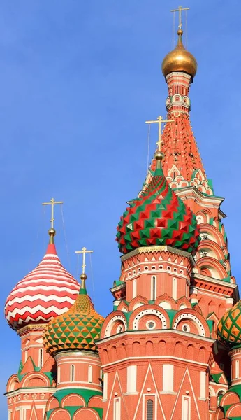 Välsignade Basil cathedral på torr dag — Stockfoto