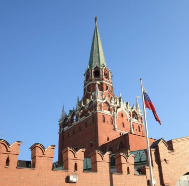 Gökyüzü arka planında Kremlin kulesi