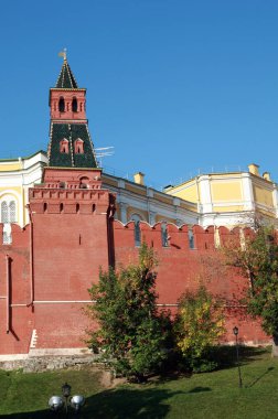 Gökyüzü arka planında Kremlin kulesi