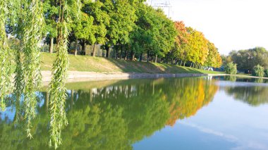 Kuru gün sonbahar Parkı