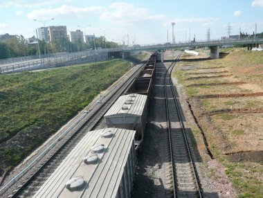mal toplu kargo ile tren