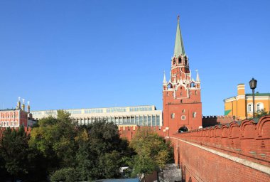 Gökyüzü arka planında Kremlin kulesi