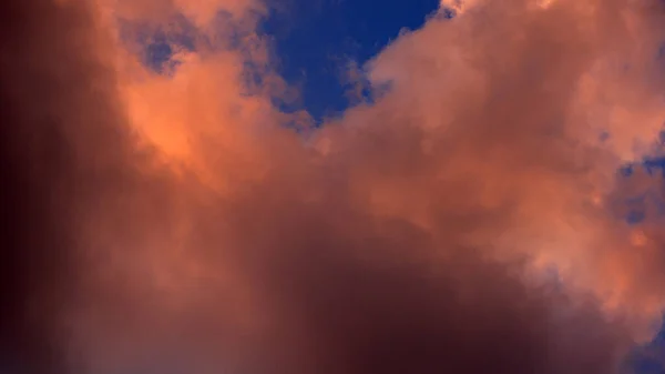 Закатное Небо Летом — стоковое фото
