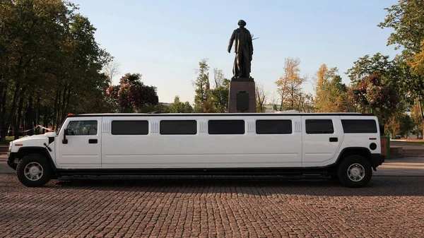 Mariage Limousine Attente Sur Cérémonie Septembre Dailytime — Photo