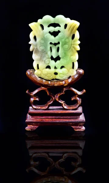 Αντίκα Κινεζική Πράσινο Και Κίτρινο Ζαντ Οθόνη Κάνει 1800 — Φωτογραφία Αρχείου