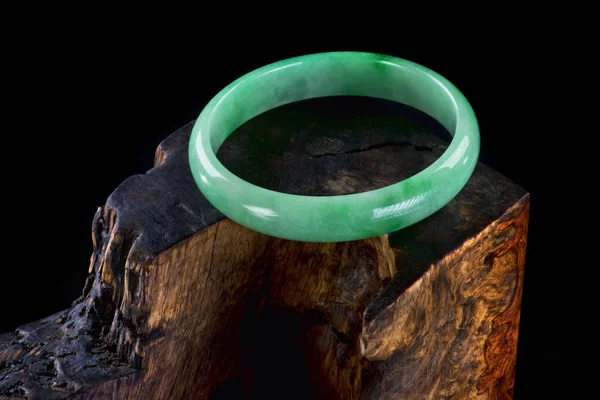 Groene Burmese Jade Bangle Jadeiet Braclet — Stockfoto