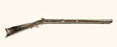Antika percusion Dağı çevresinde yapılan 1840-50's tiger akçaağaç ahşap ile tüfek ve çift küme Tetikleyiciler siyah-beyaz.