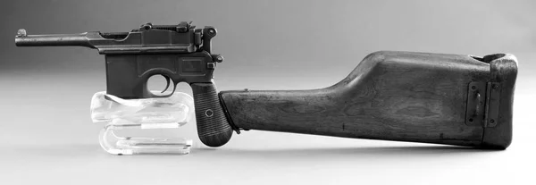 Antique German Broomhandle Pistol. — Stock Photo, Image