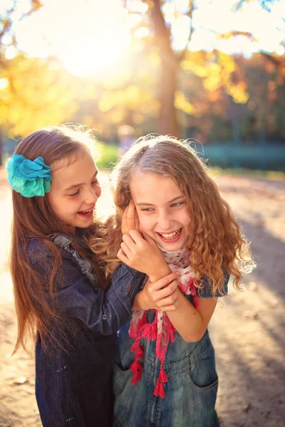 Happy Girls Hugging Each Other Autumn Day — Stock Photo, Image