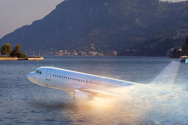 Noodlanding Van Een Passagiersvliegtuig Het Water — Stockfoto