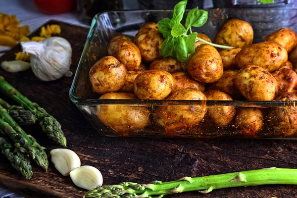 Asparagi Forno Con Patate — Foto Stock