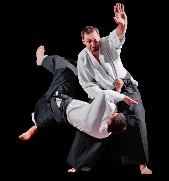 Twee Martial Arts Fighters Geïsoleerd — Stockfoto