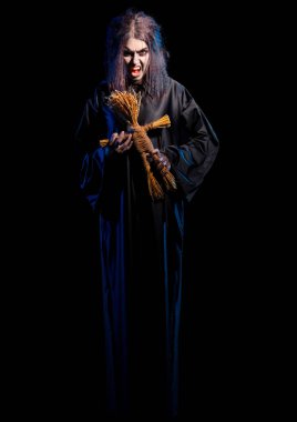 Korkunç cadı siyah izole