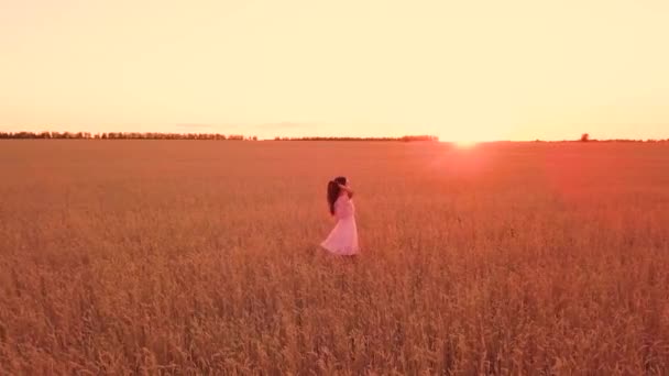 Young Girl Walking Wheat Field — Stock Video