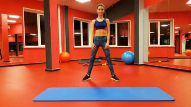 genç kız fitness Club