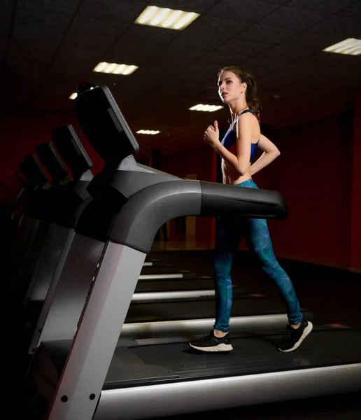 Young Woman Fitness Club — Stock Photo, Image