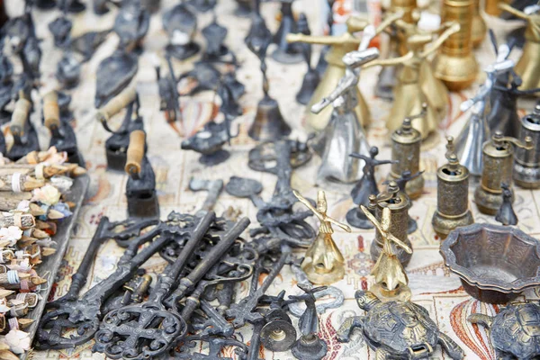 Knickknack Items Outdoor Flea Market Istanbul Turkey — Stock Photo, Image