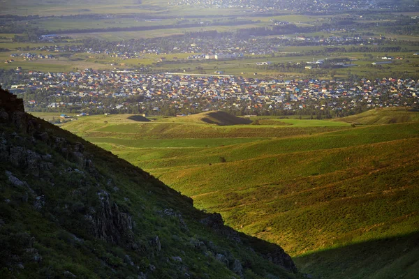 Vista Sul Villaggio Dalle Montagne — Foto Stock