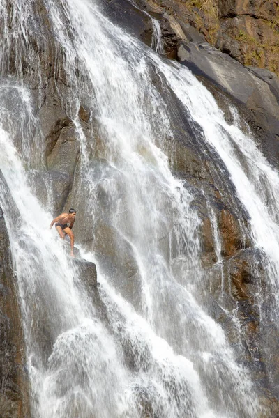 Editorial Photo Man Going Jump High Waterfall Goa India — Stock Photo, Image