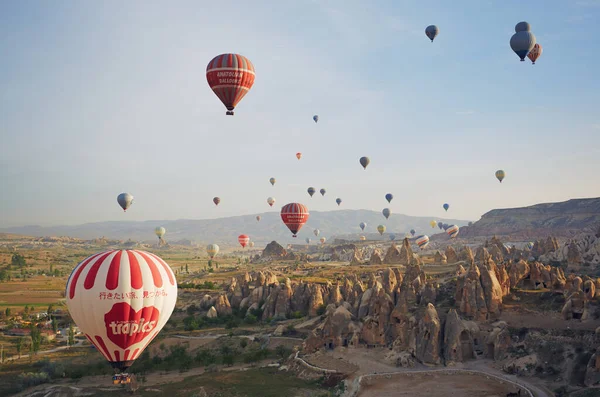 Cappadocia Turkey May 2014 Hot Air Balloons Flying Cappadocia Area — Stock Photo, Image