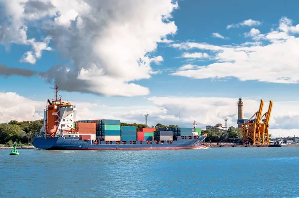 Big Container Ship Going Port — Stock Photo, Image