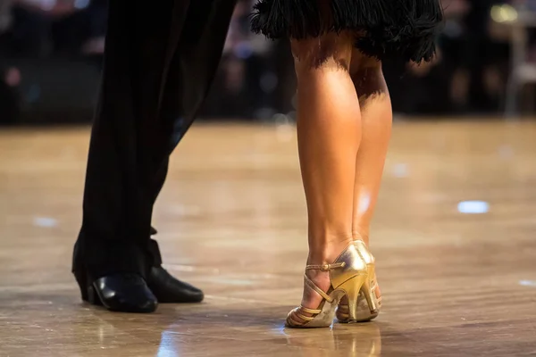 Par dansande latin dance — Stockfoto