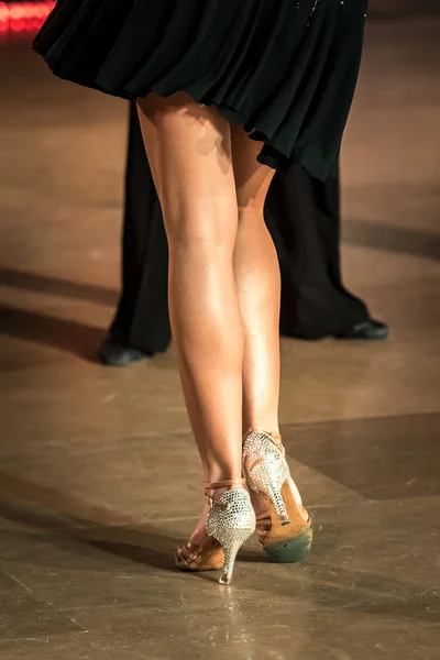 Pieds paire danseurs latino danse compétition — Photo