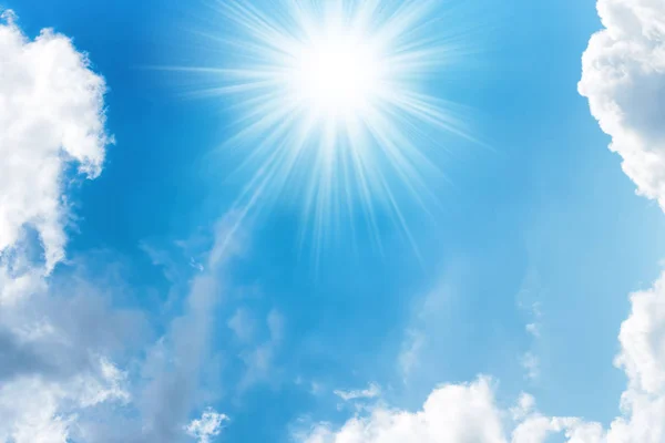 Sol Con Rayos Cielo Azul Con Nubes — Foto de Stock