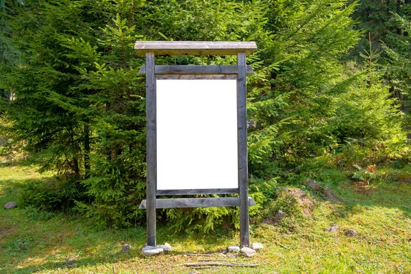 Weiße Schildertafel Grünen Park — Stockfoto