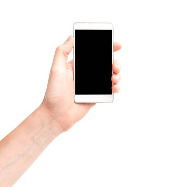 El ile izole beyaz arka plan üzerinde siyah perde Smartphone tutarak