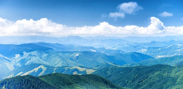 Panoráma Kék Hegyek Dombok Felhők — Stock Fotó