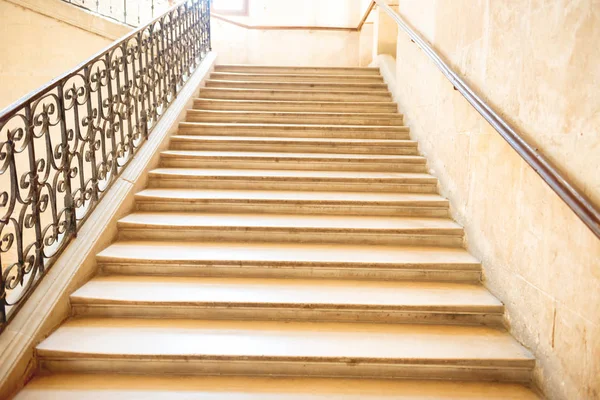 Escalier Marbre Avec Escalier Dans Hall Luxe — Photo