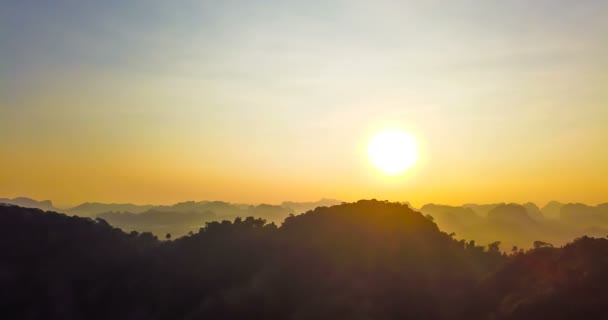 Timelapse Movimento Lapso Belo Pôr Sol Sobre Montanhas Tailândia — Vídeo de Stock