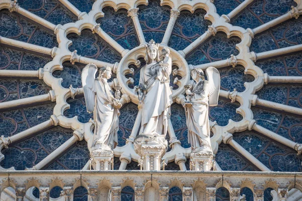Detaljer om Notre-Dame de Paris fasad — Stockfoto