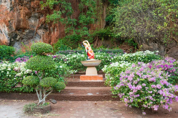 Socha buddhistické bohyně v Thajsku — Stock fotografie