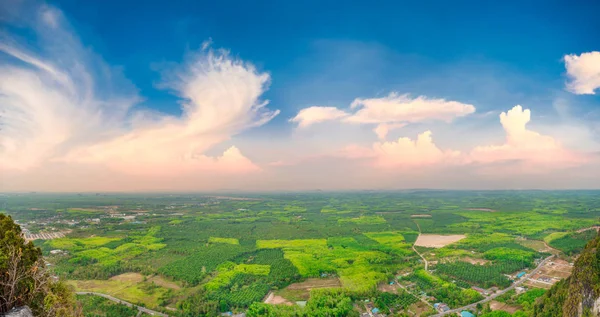 Vista panorámica de la campiña del sudeste asiático — Foto de Stock