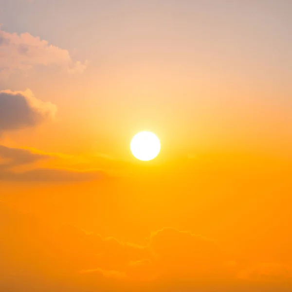 ドラマチックな夕日の雲景 — ストック写真