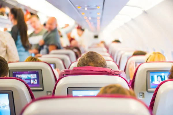Uçak yolcu ile iç — Stok fotoğraf