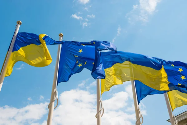 European Union and Ukraine flags — Stock Photo, Image