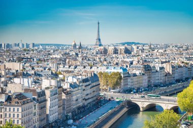 Paris şehir manzarası Eilffel kulesi ve Paris şehir manzarası