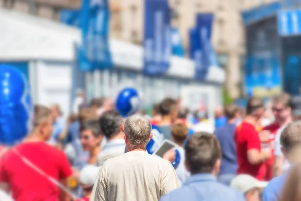 Multitud Personas Caminando Por Calle Ciudad — Foto de Stock