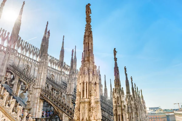 Vista Telhado Catedral Gótica Duomo Para Praça Piazza Milão — Fotografia de Stock
