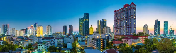 Bangkok Miasto Nocą Budynki Panorama Miasta Drapacze Chmur Krajobraz Nocy — Zdjęcie stockowe