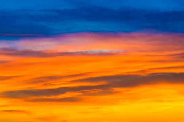 Západ Slunce Dramatické Nebe Barevnými Mraky Jako Příroda Západ Slunce — Stock fotografie
