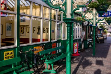 Sheringham istasyonu platformu