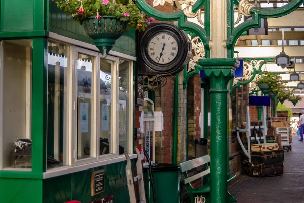 Plattformen vid Sheringham station — Stockfoto