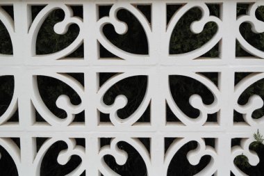 Süslü tuğla duvar